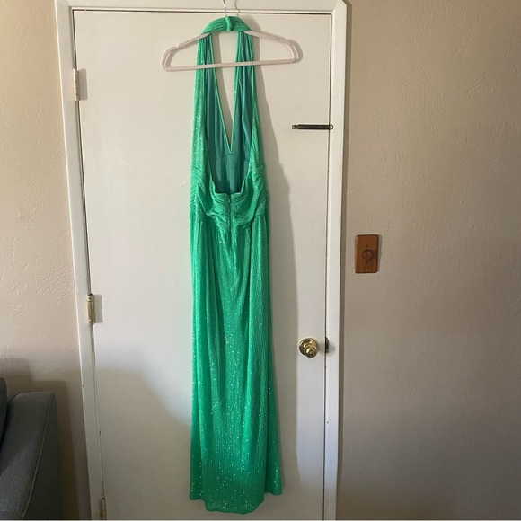 NWOT SHO by Tadashi Shoji Sasha Sequin Halter Maxi Gown - Picture 5 of 7